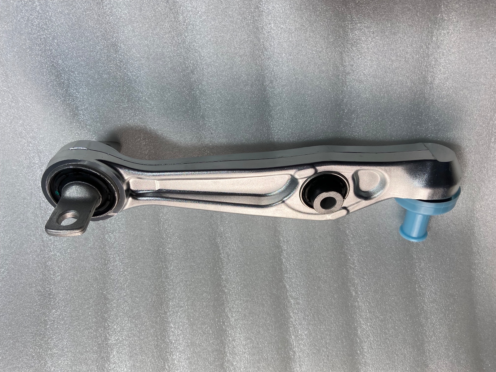 Model3 前下直臂 L=R（标准新版）